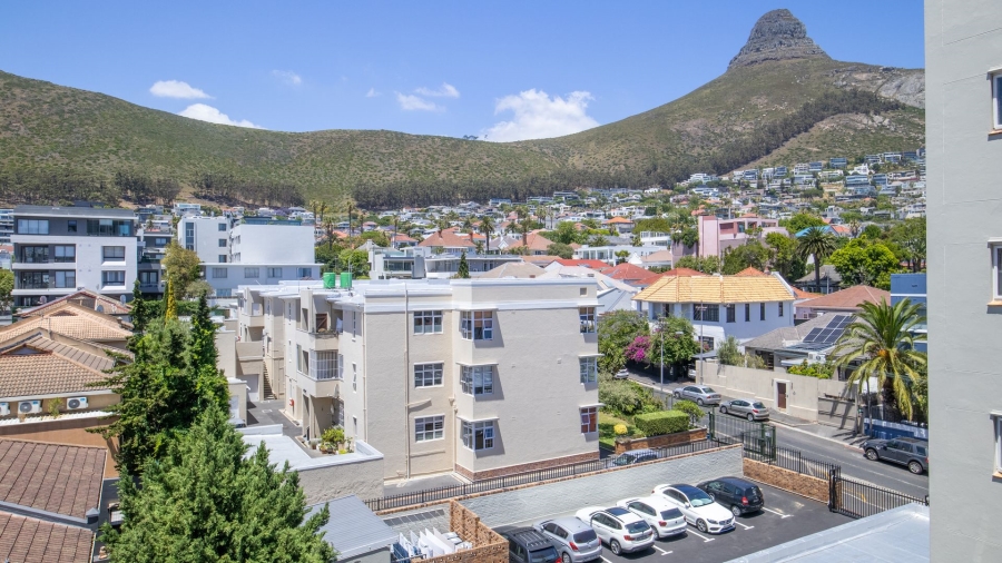 3 Bedroom Property for Sale in Fresnaye Western Cape